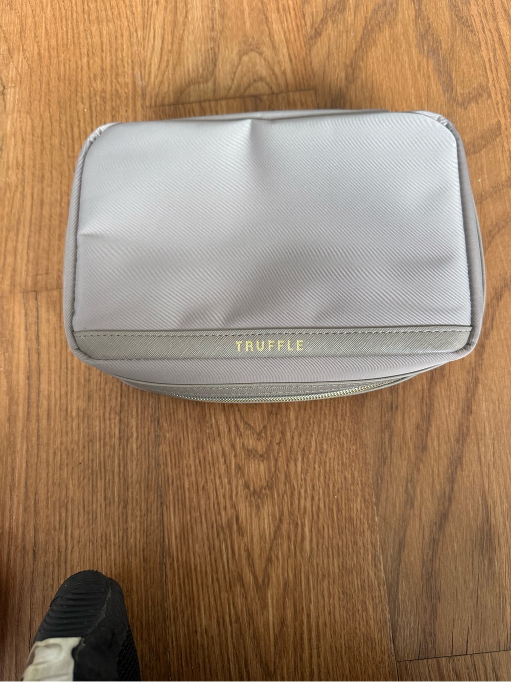 Truffle cosmetic case